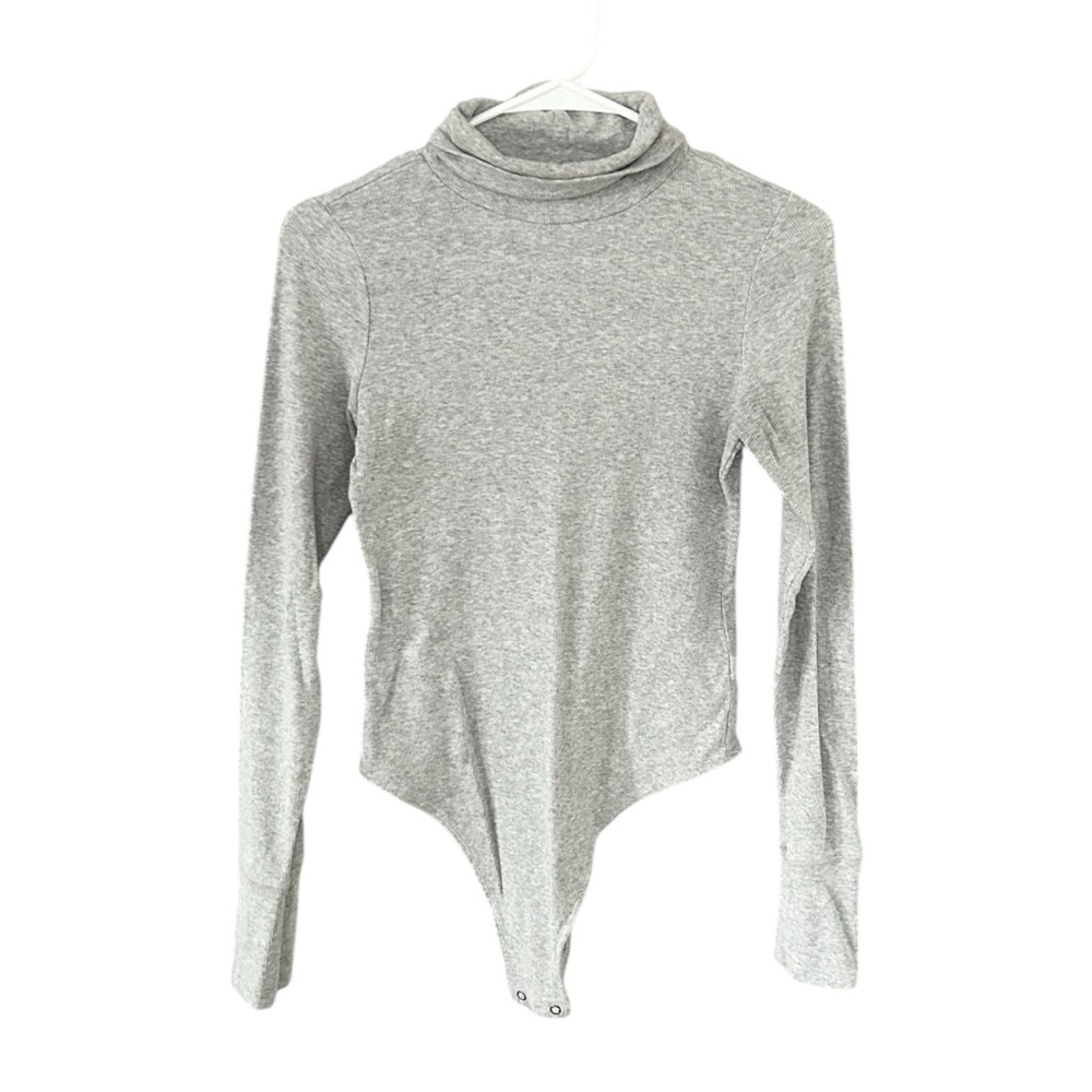 Aerie Gray Ribbed‎ Turtleneck Bodysuit